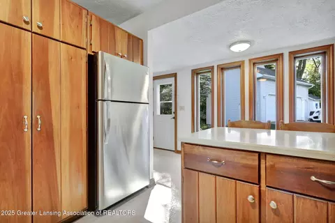 Kitchen - 2574 Park St, Lyons, MI 48851 photo 4 of 6