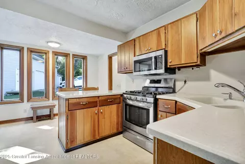 Kitchen - 2574 Park St, Lyons, MI 48851 photo 2 of 6