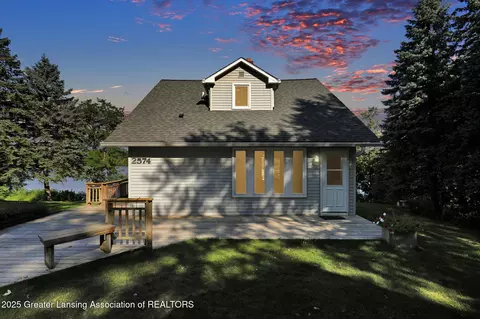 2574 Park St, Lyons, MI 48851