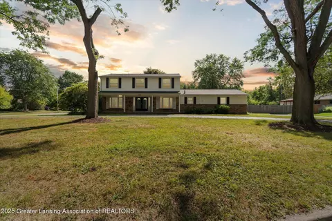 1534 Gilcrest Ave, East Lansing, MI 48823