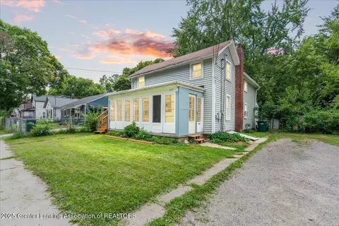1127 Camp St, Lansing, MI 48906