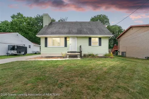 5752 Joshua St, Lansing, MI 48911