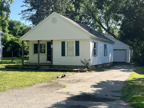 343 S Grace St, Lansing, MI 48917