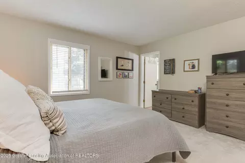 1270 E Twinbrook Dr, Dewitt, MI 48820 photo 26