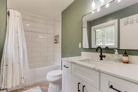 1270 E Twinbrook Dr, Dewitt, MI 48820 photo 27