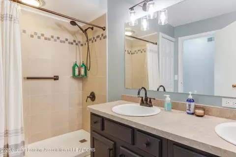 1270 E Twinbrook Dr, Dewitt, MI 48820 photo 32