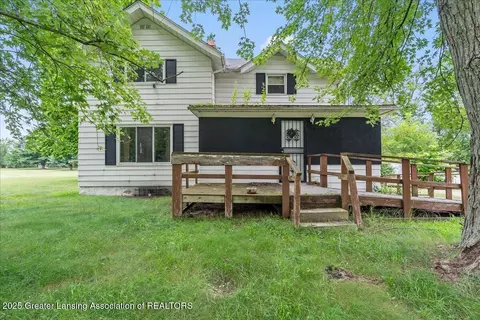 Exterior - 5091 E Vienna Rd, Clio, MI 48420 photo 2 of 4
