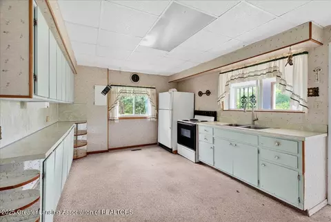 Kitchen - 5091 E Vienna Rd, Clio, MI 48420 photo 1 of 2