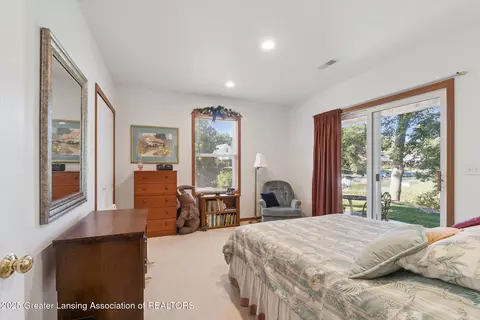 Bedroom - 11246 Lemott Cir, Jerome, MI 49249 photo 6 of 10