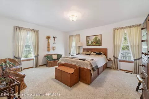 Bedroom - 11246 Lemott Cir, Jerome, MI 49249 photo 1 of 10