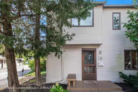 1448 Roxburgh Ave, East Lansing, MI 48823