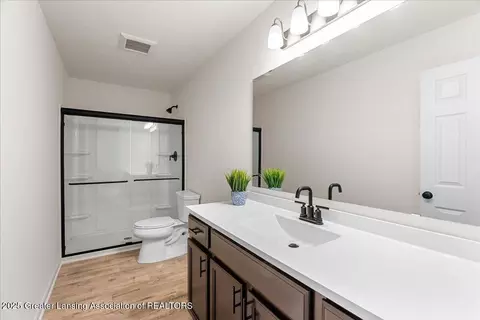 Bath - 13835 Kaleidoscope Dr, Dewitt, MI 48820 photo 2 of 3