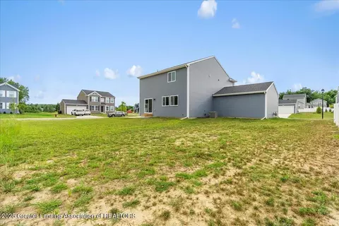 Exterior - 13835 Kaleidoscope Dr, Dewitt, MI 48820 photo 3 of 4