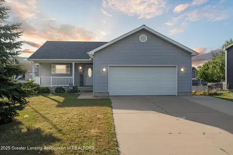 1178 Kristina Dr, Charlotte, MI 48813