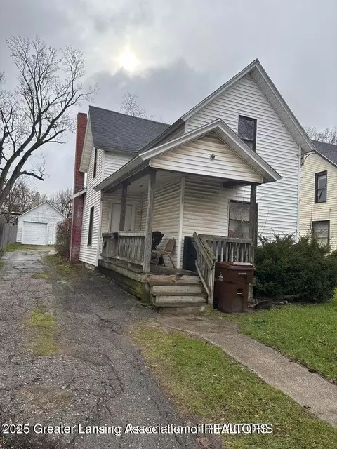 207 S Hosmer St, Lansing, MI 48912