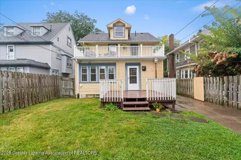 516 Bartlett St, Lansing, MI 48915 photo 38