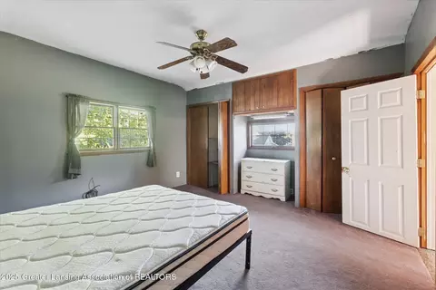 126 E Washington St, Maple Rapids, MI 48853 photo 37