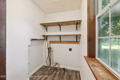 126 E Washington St, Maple Rapids, MI 48853 photo 16