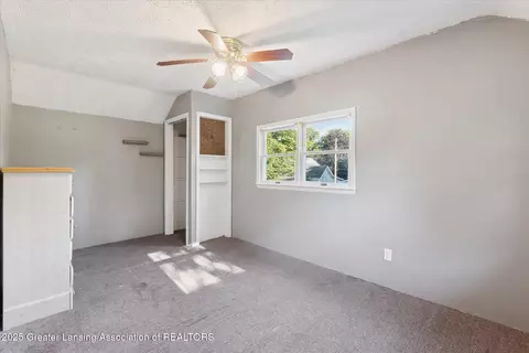 126 E Washington St, Maple Rapids, MI 48853 photo 33