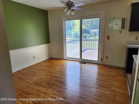 Dining - 8623 Juniper St, Lansing, MI 48917 photo 1 of 2