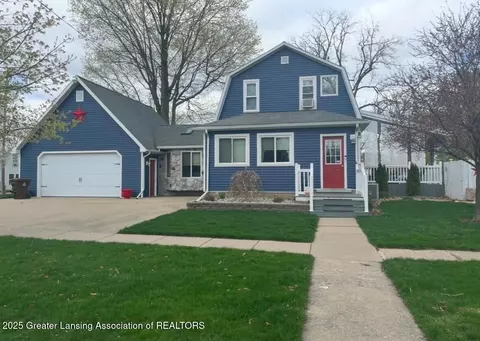 442 W Plain St, Eaton Rapids, MI 48827