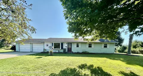 2477 Divine Hwy, Lyons, MI 48851