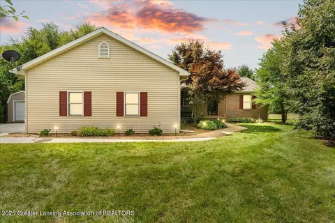 11985 Secluded Ridge Dr, Byron, MI 48418