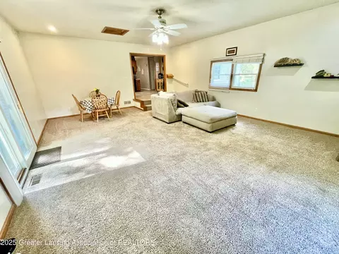 Living - 18901 N B Dr, Marshall, MI 49068 photo 2 of 5