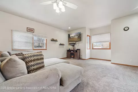 Living - 18901 N B Dr, Marshall, MI 49068 photo 3 of 5