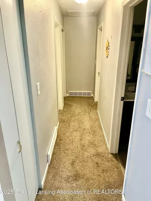 Entry Way - 18901 N B Dr, Marshall, MI 49068 photo 3 of 3