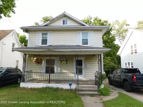 1704 Plymouth St, Jackson, MI 49203