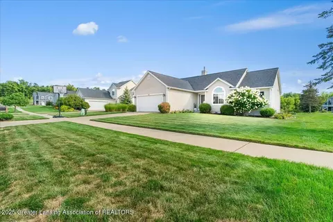 5884 Westover Dr, Bath, MI 48808 photo 4