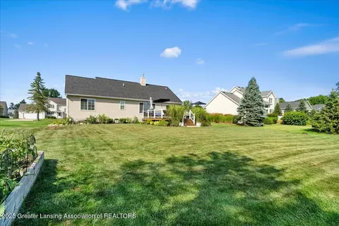5884 Westover Dr, Bath, MI 48808 photo 34