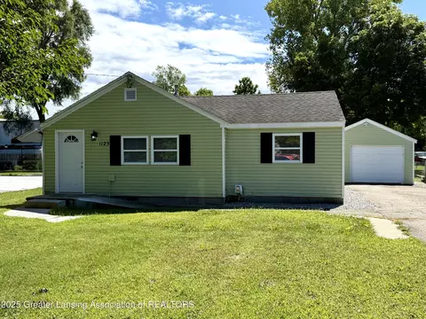 1123 Hannah Ave, Lansing, MI 48906