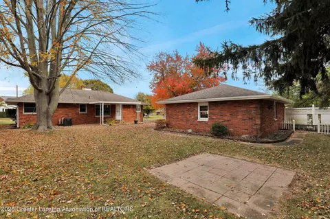 Exterior - 1311 W Morrell St, Jackson, MI 49203 photo 8 of 9