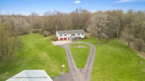 View/Area - 5236 Drumheller Rd, Bath, MI 48808 photo 1 of 8