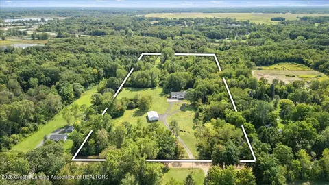 View/Area - 5236 Drumheller Rd, Bath, MI 48808 photo 4 of 8