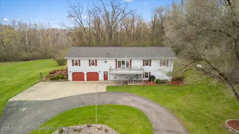 5236 Drumheller Rd, Bath, MI 48808