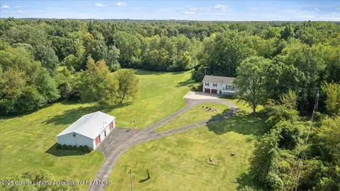View/Area - 5236 Drumheller Rd, Bath, MI 48808 photo 2 of 8