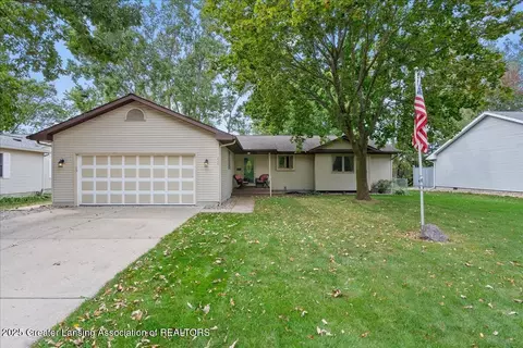 228 Corbin St, Mason, MI 48854