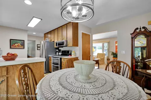 Dining - 1621 E Stoll Rd, Lansing, MI 48906 photo 2 of 2