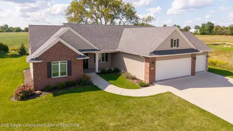 11740 Kalamata Dr, Dewitt, MI 48820