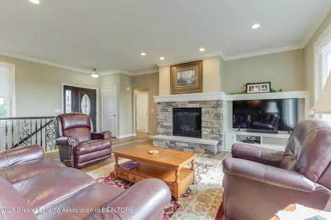 Living - 11740 Kalamata Dr, Dewitt, MI 48820 photo 2 of 2