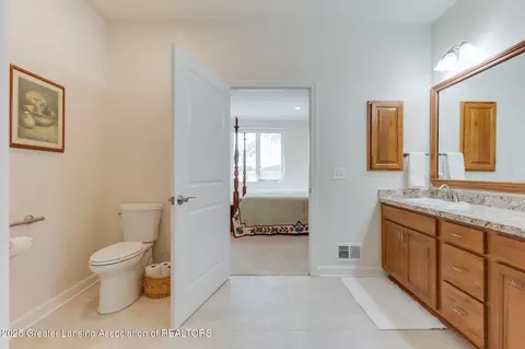 Bath - 11740 Kalamata Dr, Dewitt, MI 48820 photo 1 of 5
