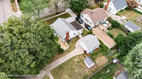 View/Area - 1401 Pershing Dr, Lansing, MI 48910 photo 3 of 7