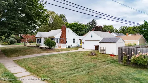 Exterior - 1401 Pershing Dr, Lansing, MI 48910 photo 4 of 5