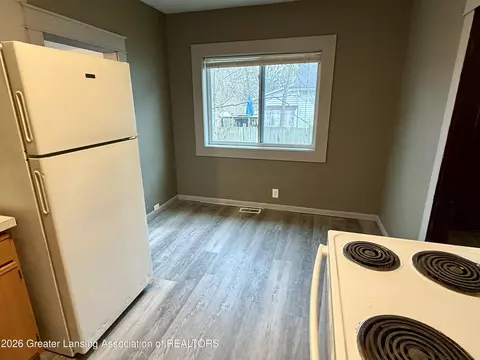 522 River St, Owosso, MI 48867 photo 8