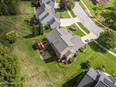 View/Area - 13132 Addington Dr, Dewitt, MI 48820 photo 8 of 12