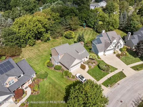 View/Area - 13132 Addington Dr, Dewitt, MI 48820 photo 3 of 12
