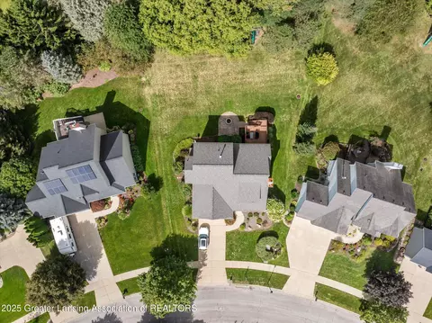 View/Area - 13132 Addington Dr, Dewitt, MI 48820 photo 5 of 12